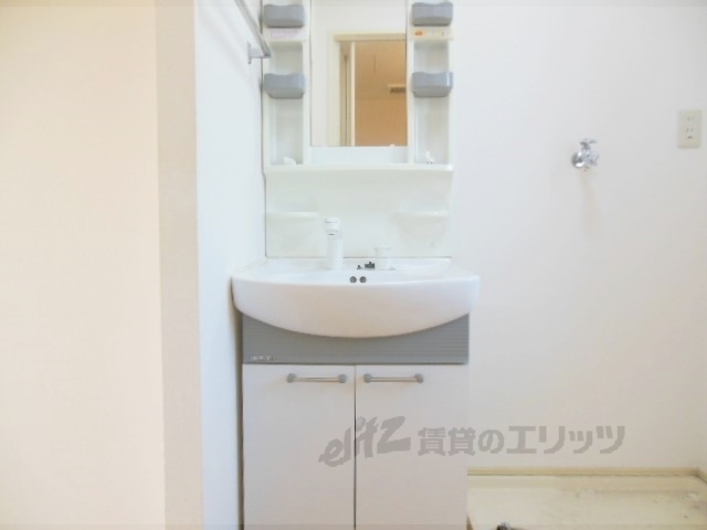 洗面設備　独立洗面台