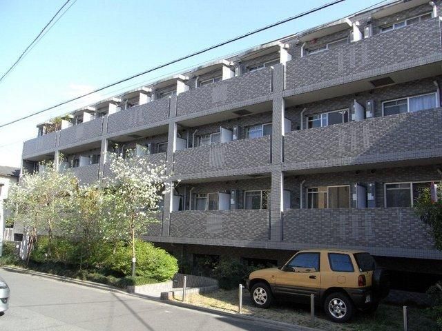 建物外観　分譲賃貸・総タイル貼りの重厚感あふれる外観