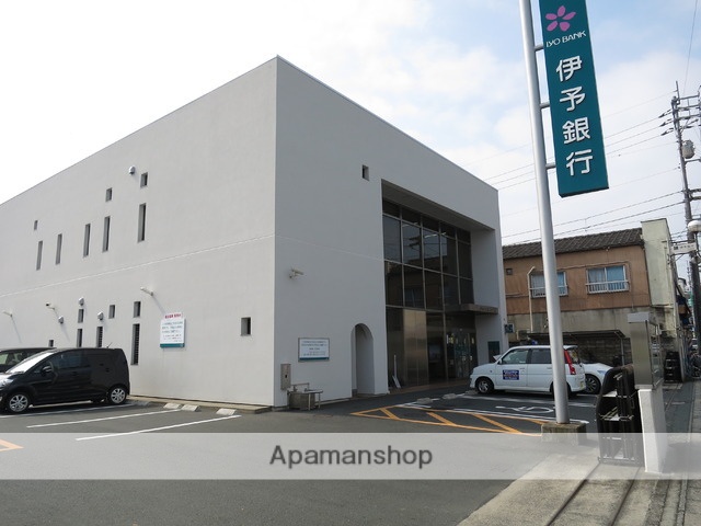 銀行　伊予銀行大洲支店（銀行）まで1000m