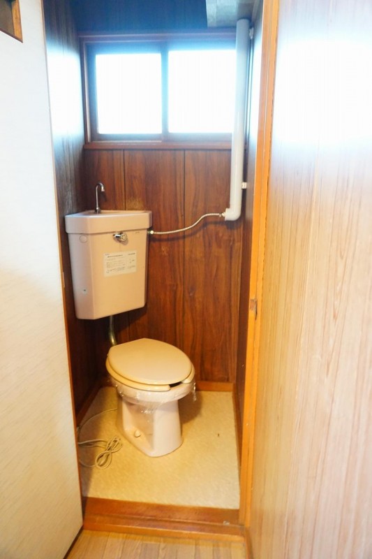 トイレ　トイレ