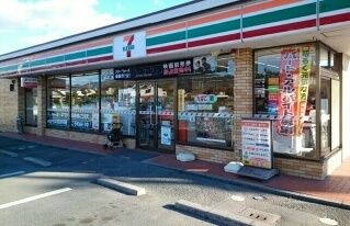 コンビニ　セブンイレブン豊川大崎町店様（コンビニ）まで710m