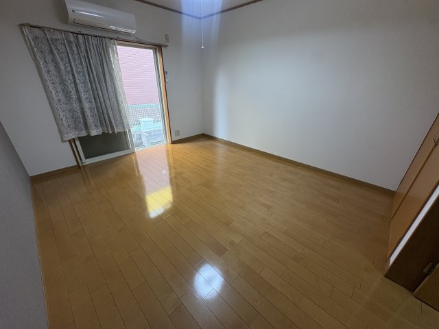 HTハイツの居間写真