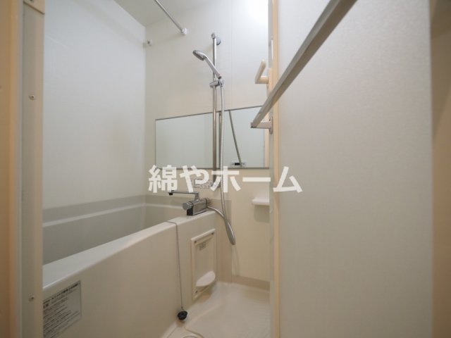 バス・シャワールーム　お風呂で日々の疲れを落としましょう