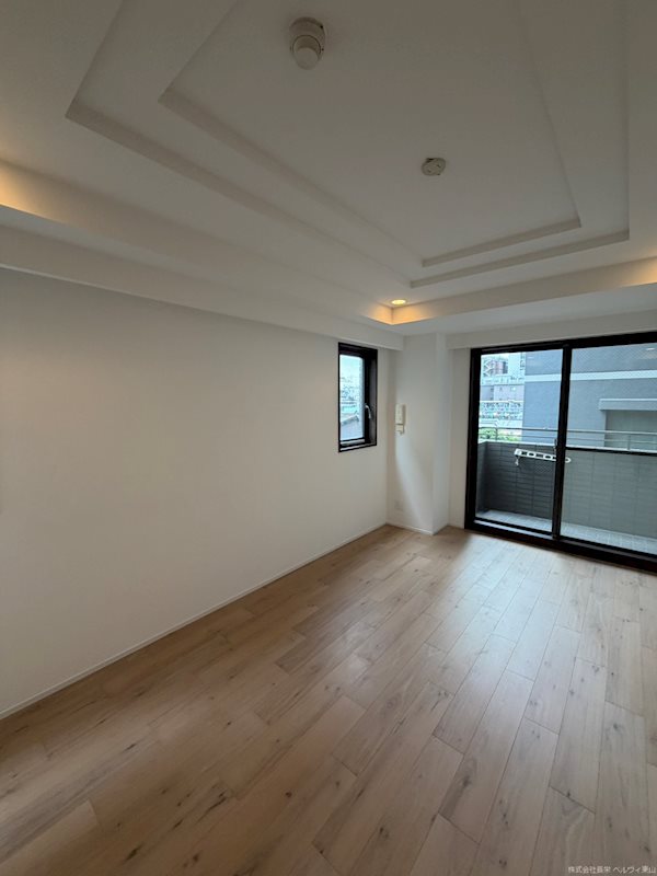その他部屋・スペース　洋室8帖