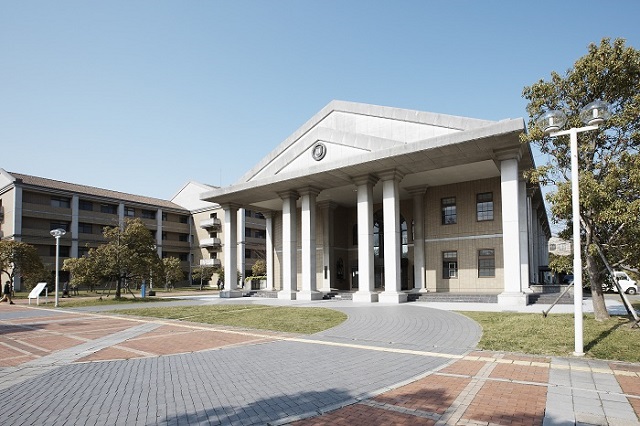 大学・短大　兵庫教育大学　神戸キャンパス（大学・短大）まで1600m