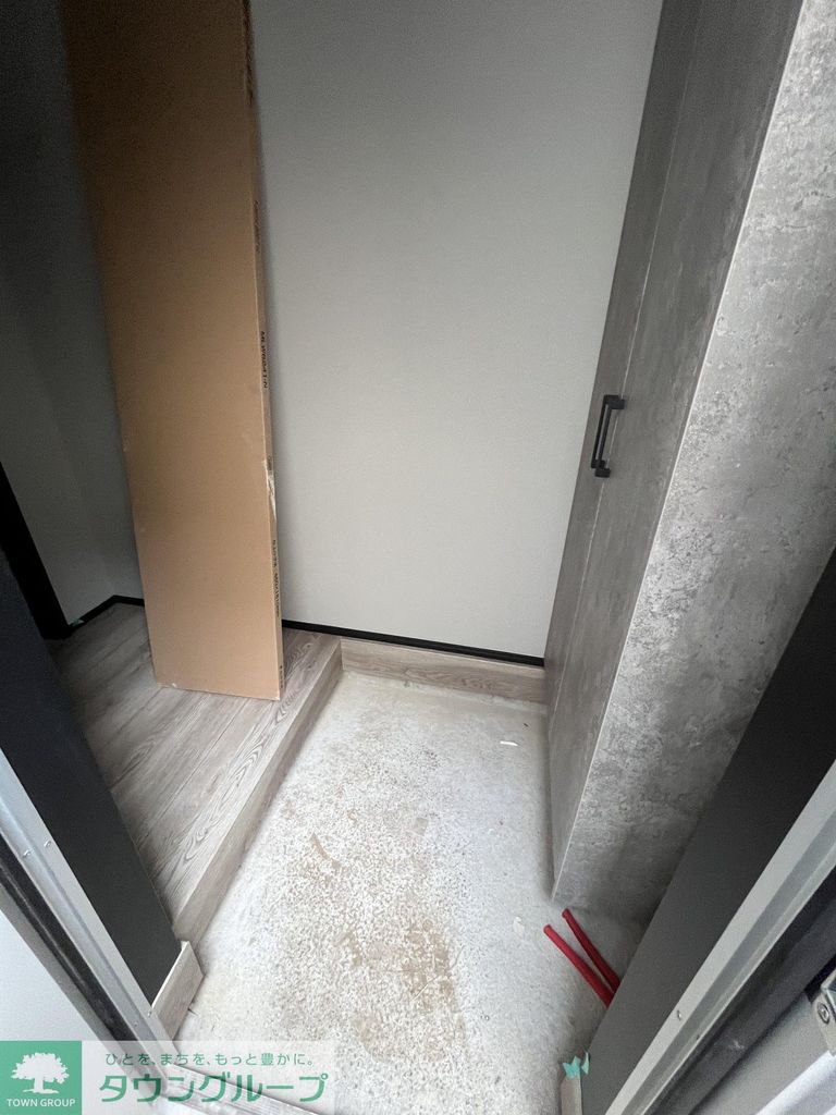 世田谷区赤堤4丁目PJの玄関写真