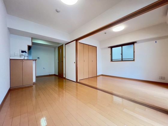 ジェイシティ八丁堀の居間写真