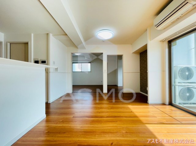 居室・リビング　同マンション別部屋　参考写真