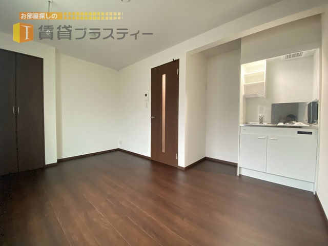 居室・リビング　シンプルで使いやすい居室です。