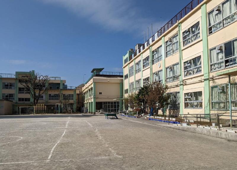 小学校　葛飾区立本田小学校（小学校）まで550m