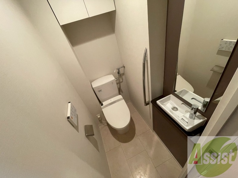 トイレ　トイレです。ウォシュレット付を探している方、おすすめです。