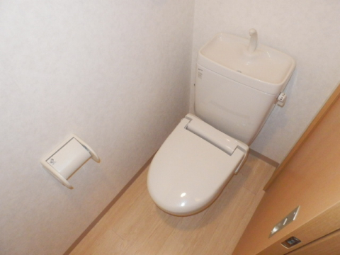 トイレ　※写真は他号室です