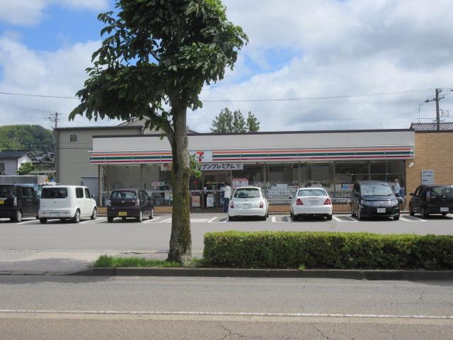 コンビニ　セブン‐イレブン 金沢円光寺本町店（コンビニ）まで617m