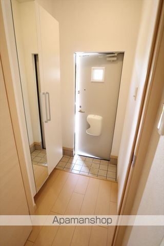 近鉄大阪線 名張駅 徒歩11分 2階建 築17年の玄関写真