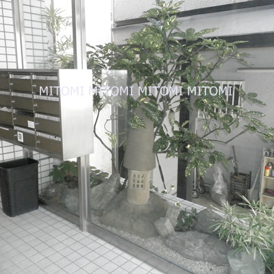 建物外観　ポスト