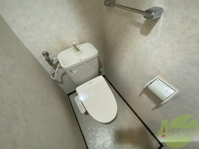 地下鉄東西線 西２８丁目駅 徒歩20分 7階建 築29年のトイレ写真