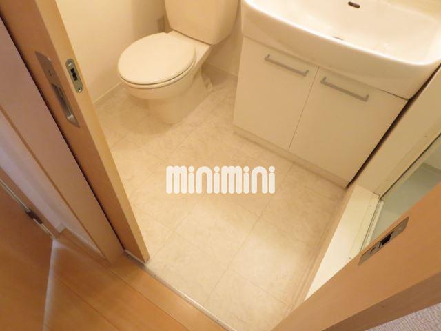 レフィナードのトイレ写真