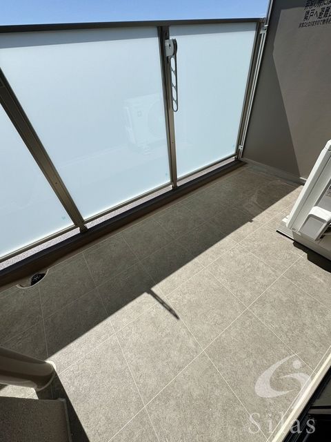 地下鉄四つ橋線 住之江公園駅 徒歩3分 15階建 築2年の内装写真