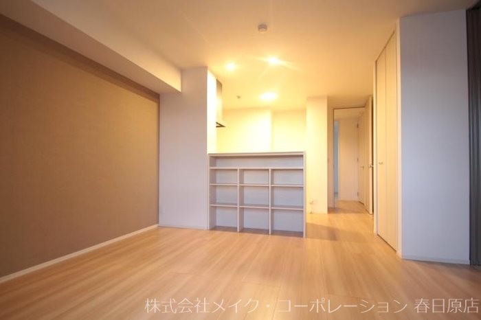 D-room空港西の居間写真