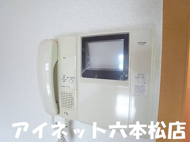 セキュリティ　モニター付きで安心ですね。