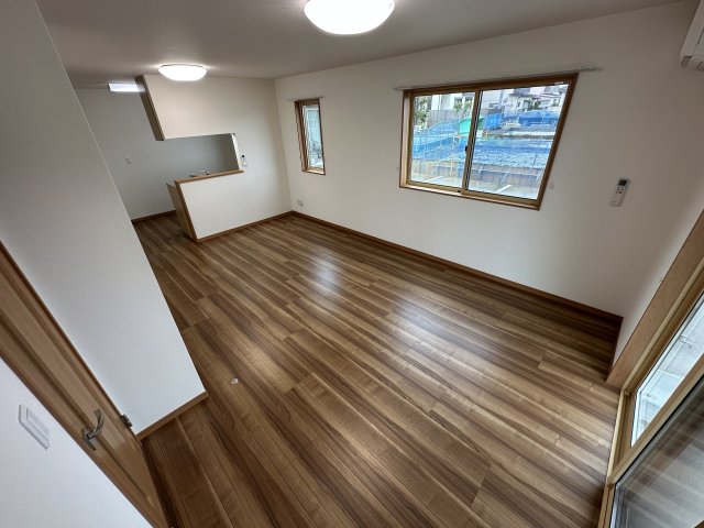 ＪＲ高崎線 北鴻巣駅 徒歩54分 2階建 築7年の居間写真