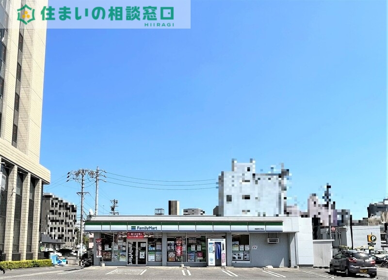 コンビニ　ファミリーマート岡崎明大寺店（コンビニ）まで574m