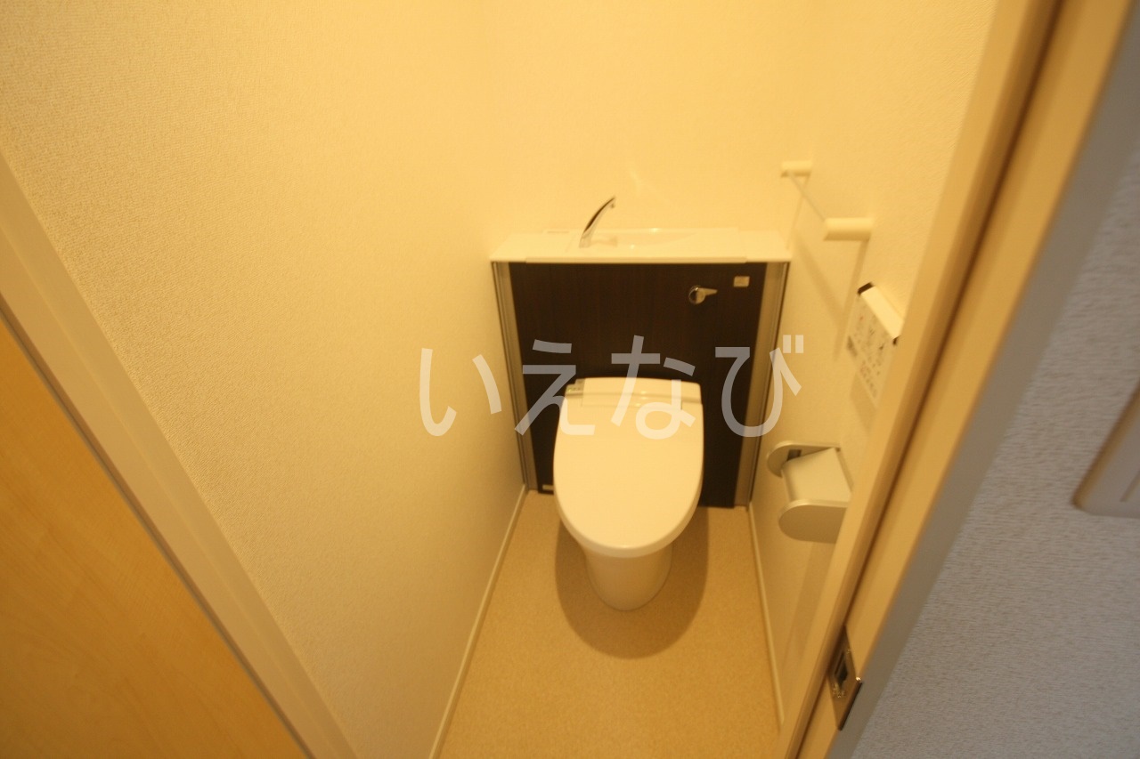 ＪＲ宇野線 大元駅 徒歩10分 6階建 築8年のトイレ写真