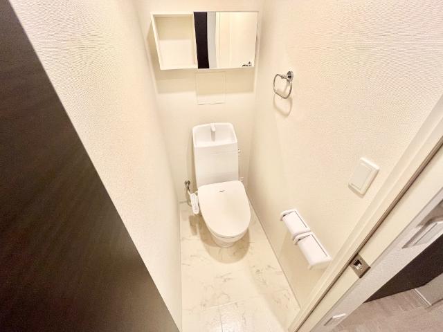 キーファのトイレ写真