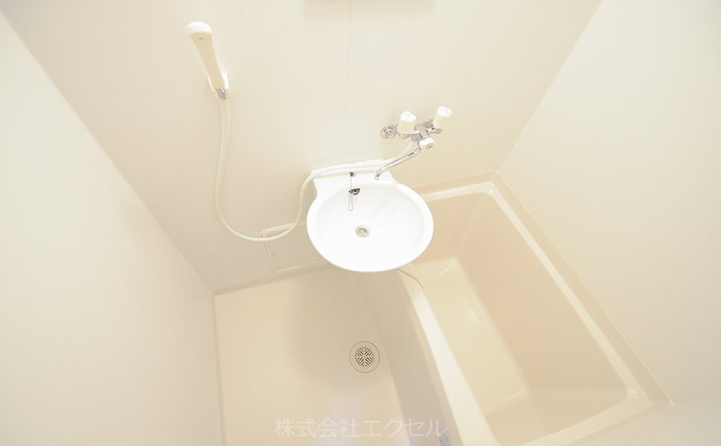 ＪＲ青梅線 牛浜駅 徒歩7分 3階建 築18年の風呂写真
