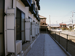 ＪＲ青梅線 牛浜駅 徒歩7分 3階建 築18年の内装写真