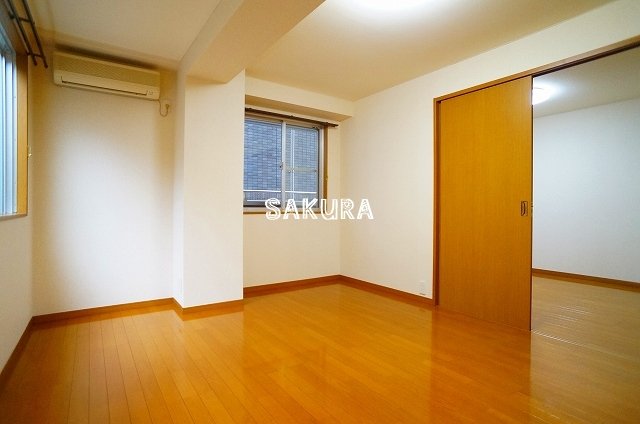 居室・リビング　開放感のあるゆったりとしたお部屋です♪
