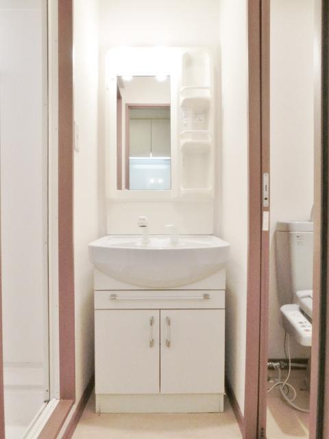 洗面設備　同仕様写真