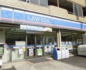 コンビニ　ローソン上馬二丁目店（コンビニ）まで140m
