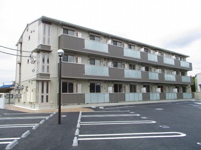 クレモール朝日の外観写真