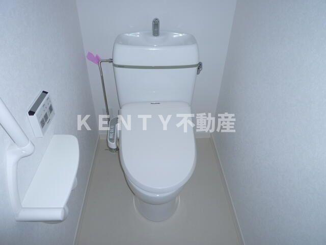 トイレ　ゆったりとした空間のトイレです