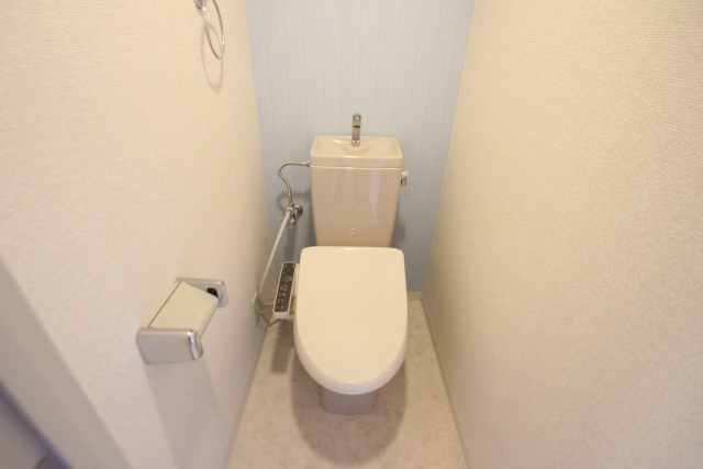 トイレ　別室の参考写真です。※現況優先