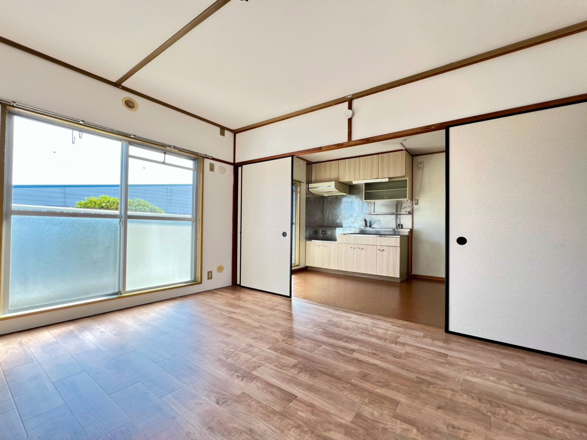高野ハイツの居間写真