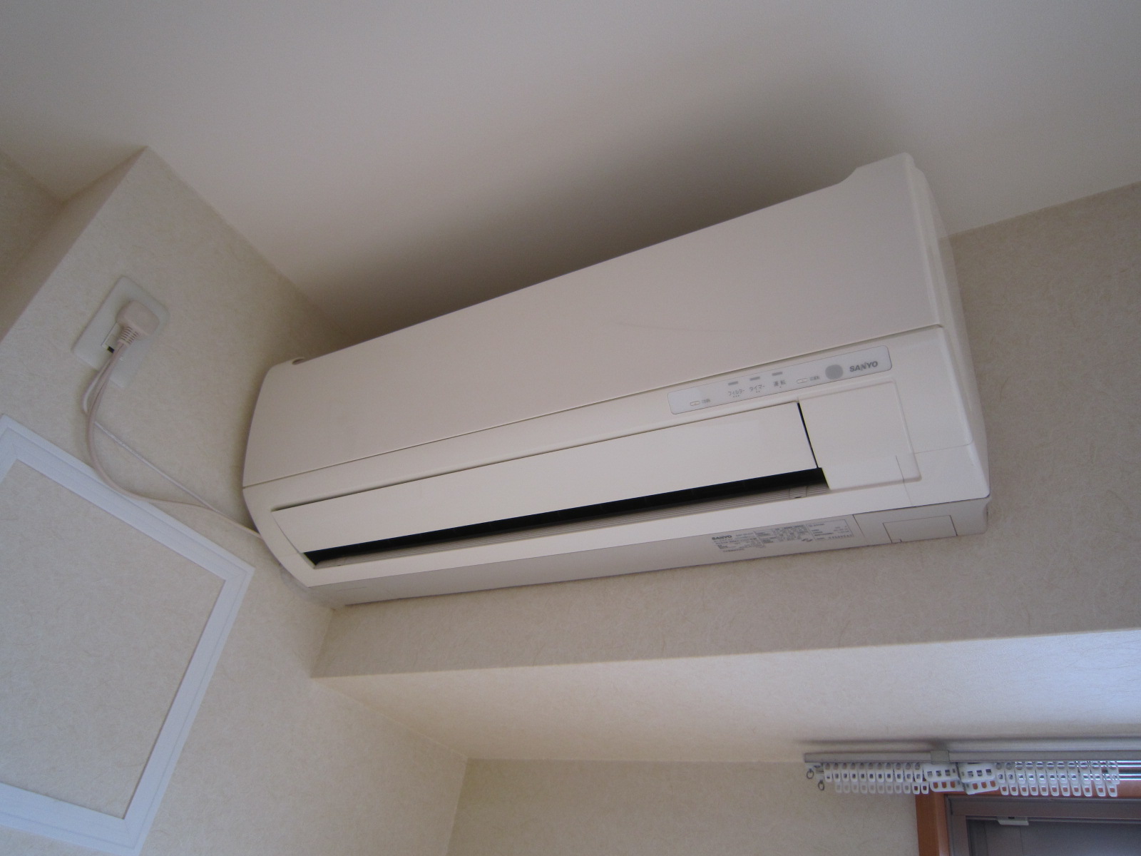 その他設備　洋室エアコン
