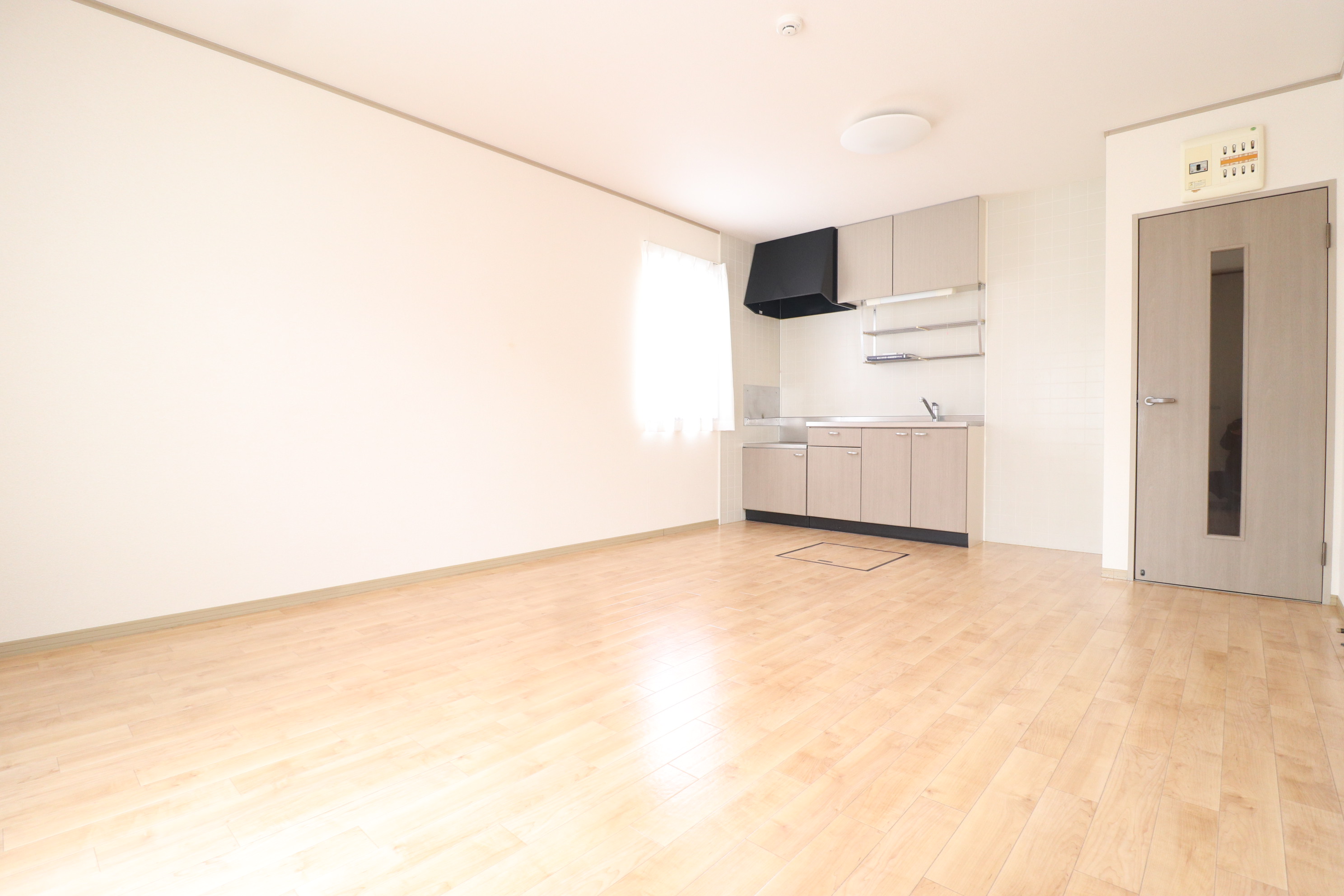 居室・リビング　広々リビングです！