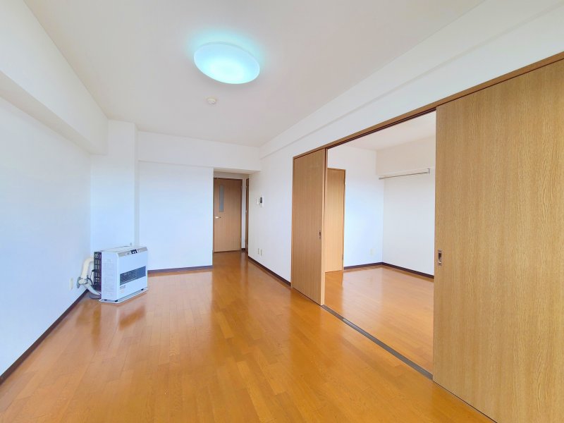 居室・リビング　経済的な天然ガス供給物件です☆