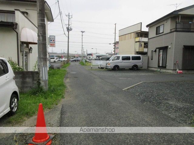 その他　前面道路（その他）まで0m