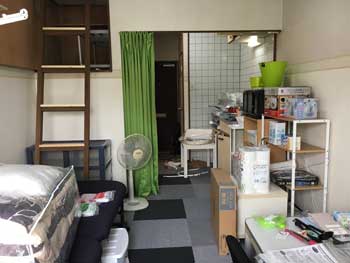 ドマーニの居間写真