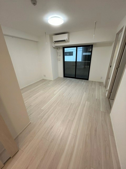 プライムネクサス新橋の居間写真