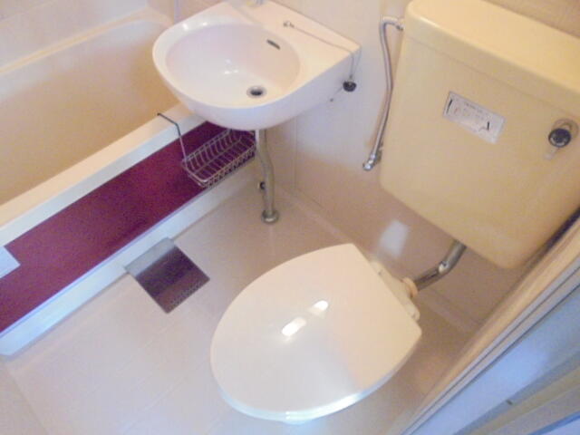 トイレ　トイレ