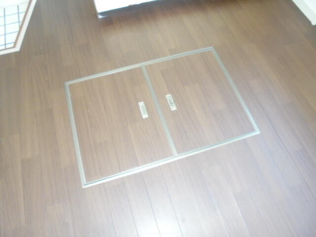 収納　床下収納