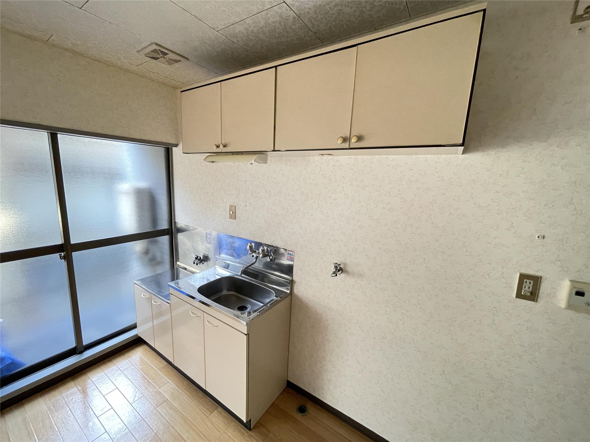 キッチン　ゆったり使えるキッチン♪収納もあります♪