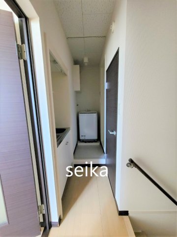 玄関　2階の室内写真です