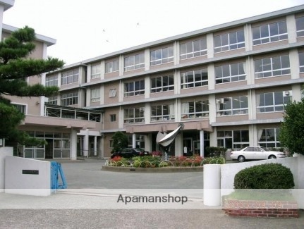 中学校　南陽中学校（中学校）まで614m