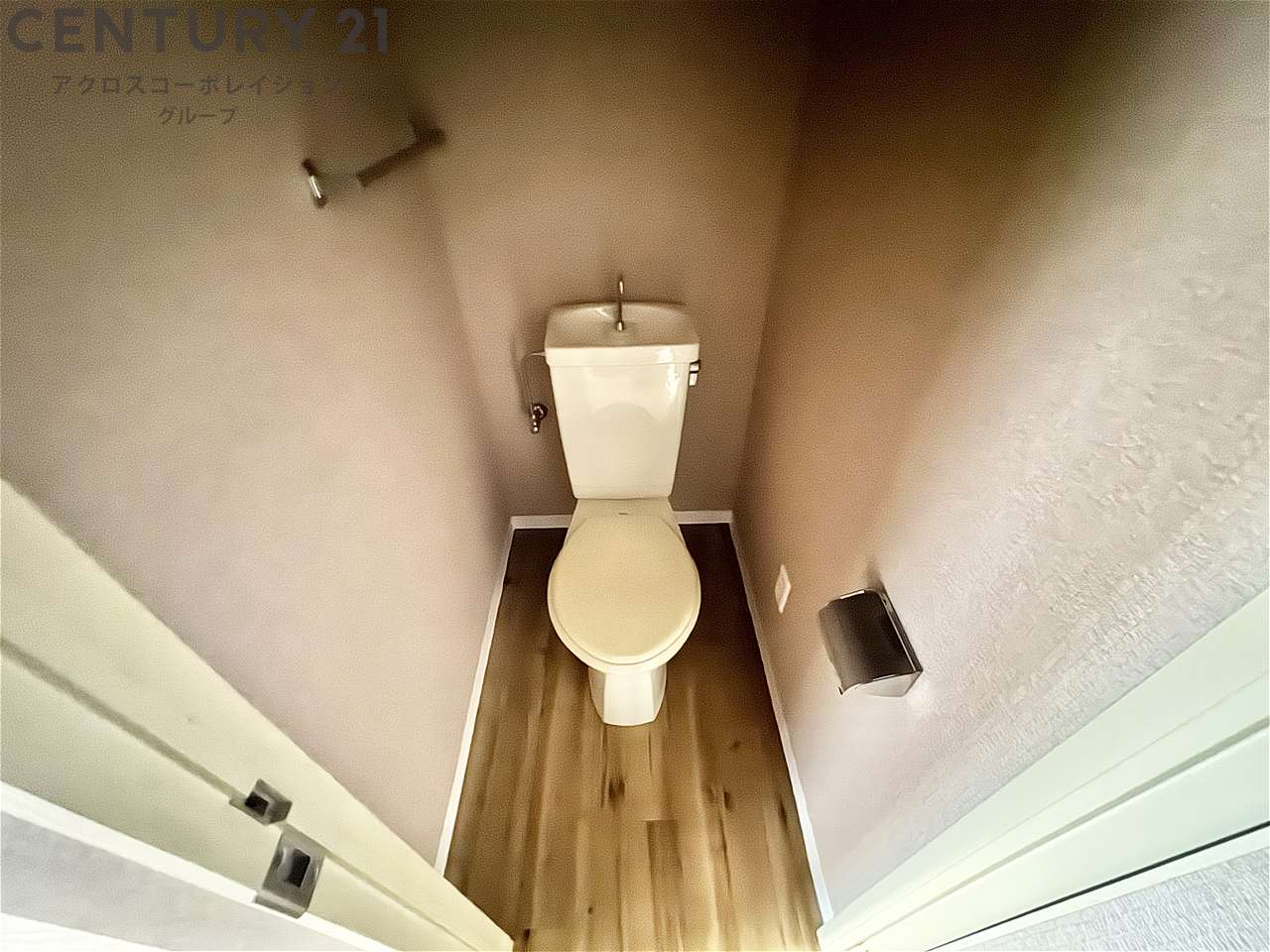 トイレ　シンプルトイレ