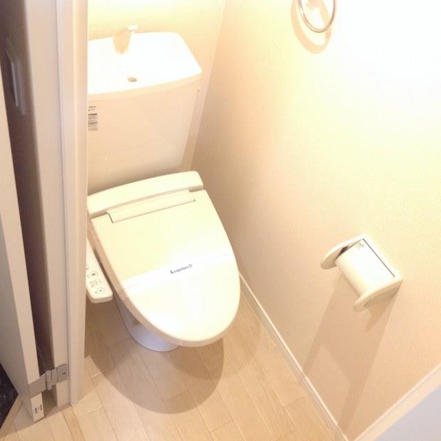 トイレ　ウォシュレット標準装備